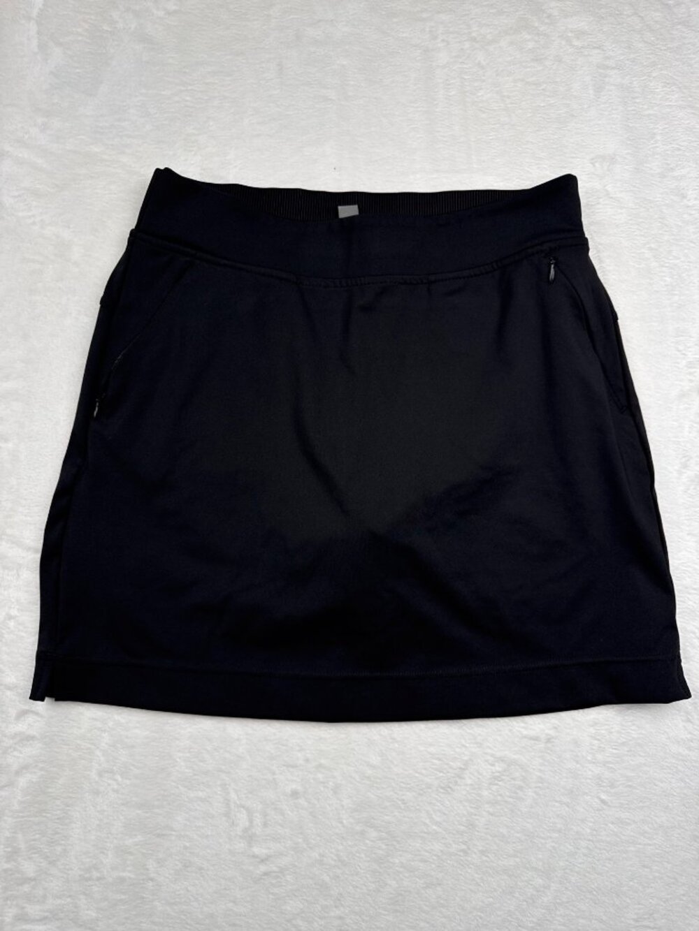 32 Degrees Cool Womens Black Skort Small With Elastic Waistband & Zipper Pockets